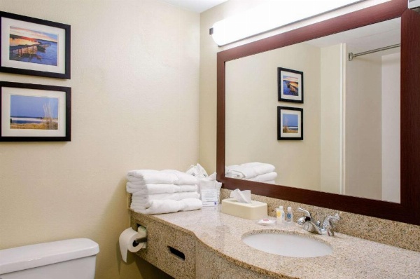 Comfort Inn & Suites Biloxi-D'Iberville image 18